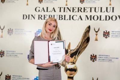 Premii pentru tinerii cercetători