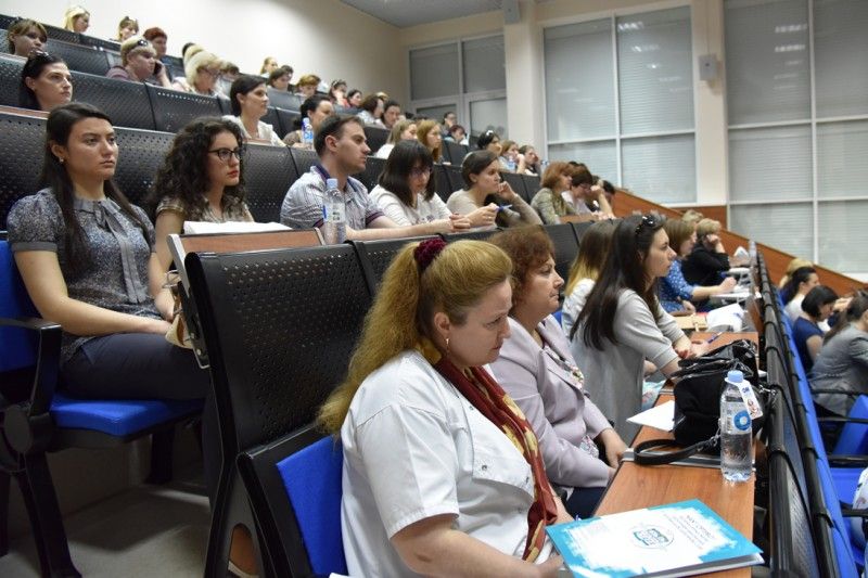 Infecțiile respiratorii la copii - subiect de discuție în cadrul unei conferințe Infecțiile respiratorii la copii - subiect de discuție în cadrul unei conferințe