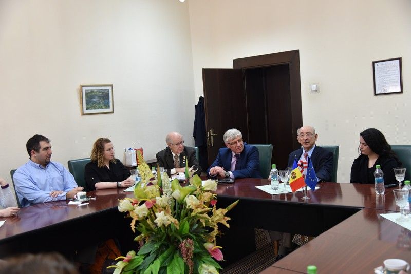 Retrospectiva vizitei medicilor stomatologi din SUA la USMF „Nicolae Testemițanu” Retrospectiva vizitei medicilor stomatologi din SUA la USMF „Nicolae Testemițanu”