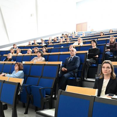 Conferință științifică cu genericul „8 miliarde de motive pentru a acționa în obezitate”